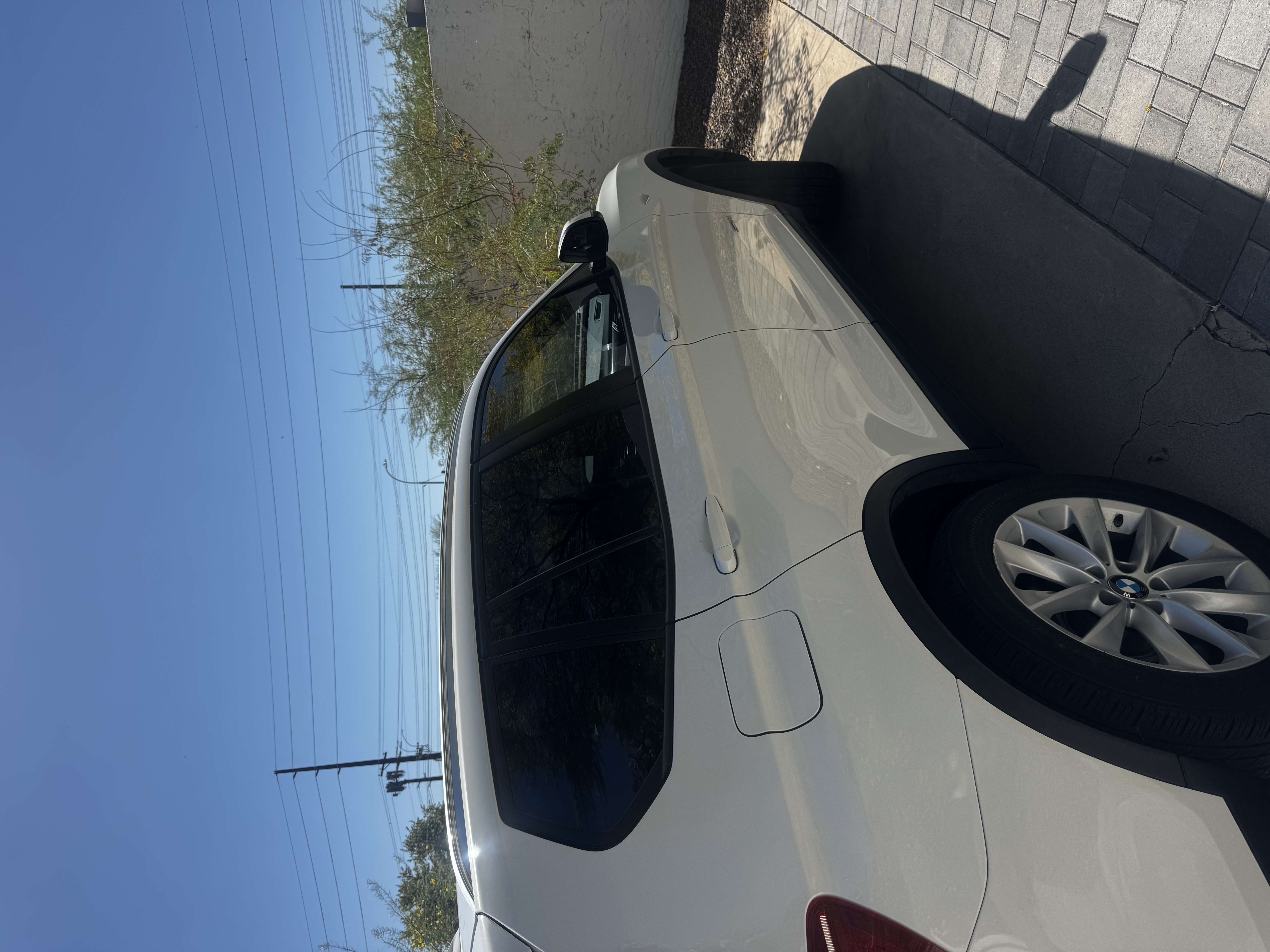 Used 2017 BMW X3 sDrive28i RWD image 2