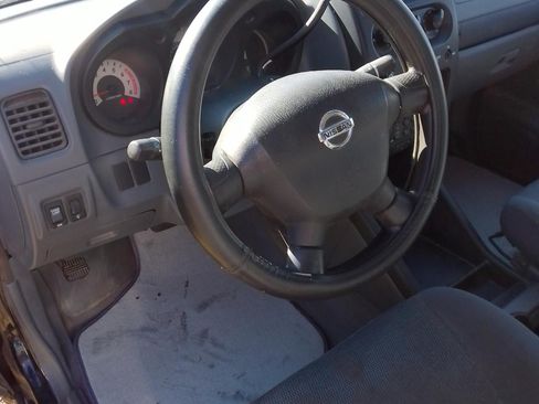 Used 2004 Nissan Frontier XE w/ (VTP) Value Truck Pkg image 10