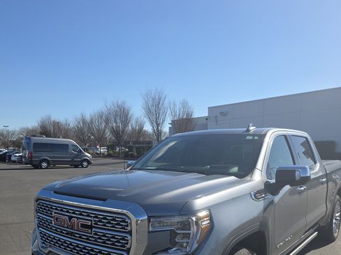 Used 2019 GMC Sierra 1500 Denali w/ Denali Ultimate Package image 13
