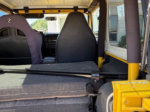 Used 2000 Jeep Wrangler Sport AWD/4WD image 5