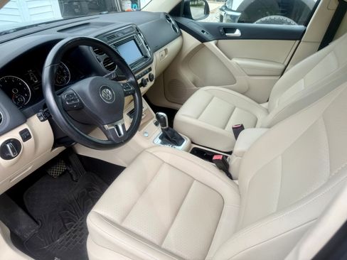 Used 2017 Volkswagen Tiguan Wolfsburg Edition image 6