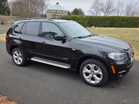Used 2011 BMW X5 xDrive50i image 14