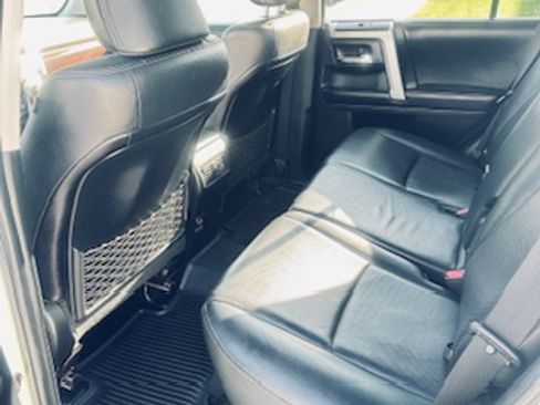 Used 2017 Toyota 4Runner Limited image 15