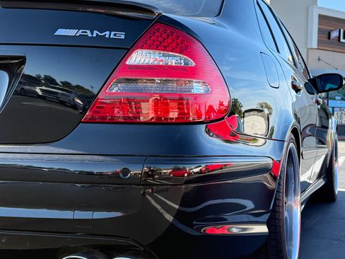 Used 2005 Mercedes-Benz E 55 AMG Sedan image 6
