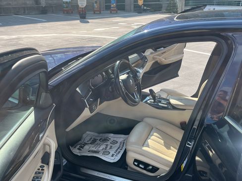 Used 2018 BMW 540i RWD image 15