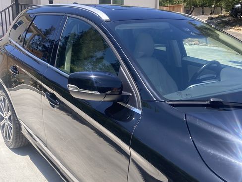 Used 2016 Volvo XC60 T6 Platinum FWD image 5