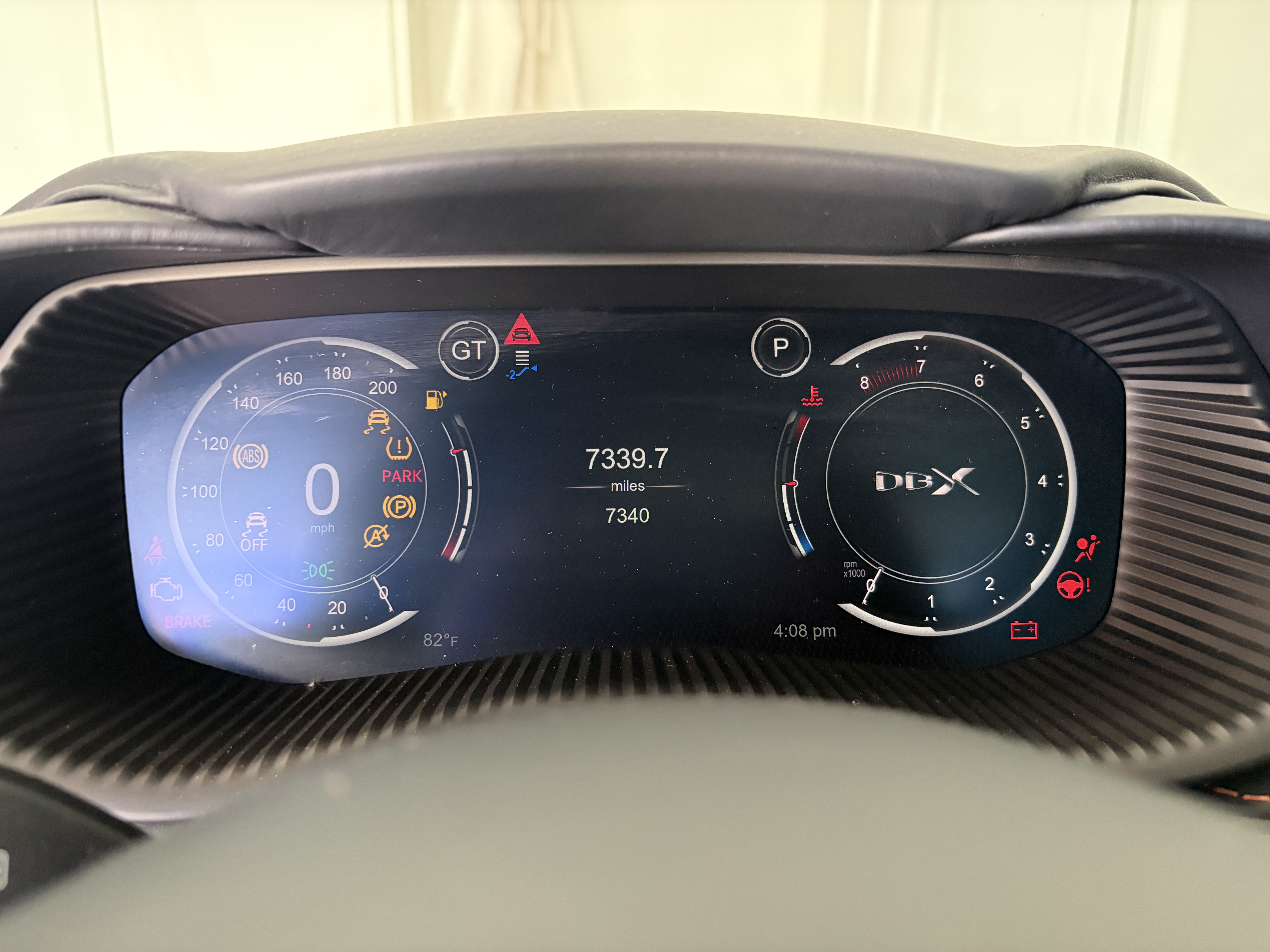 Used 2023 Aston Martin DBX AWD/4WD image 12