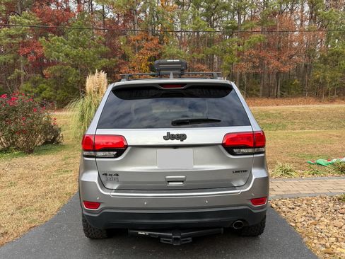 Used 2018 Jeep Grand Cherokee Limited image 5