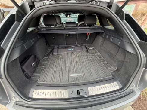 Used 2023 Land Rover Range Rover Velar S image 5