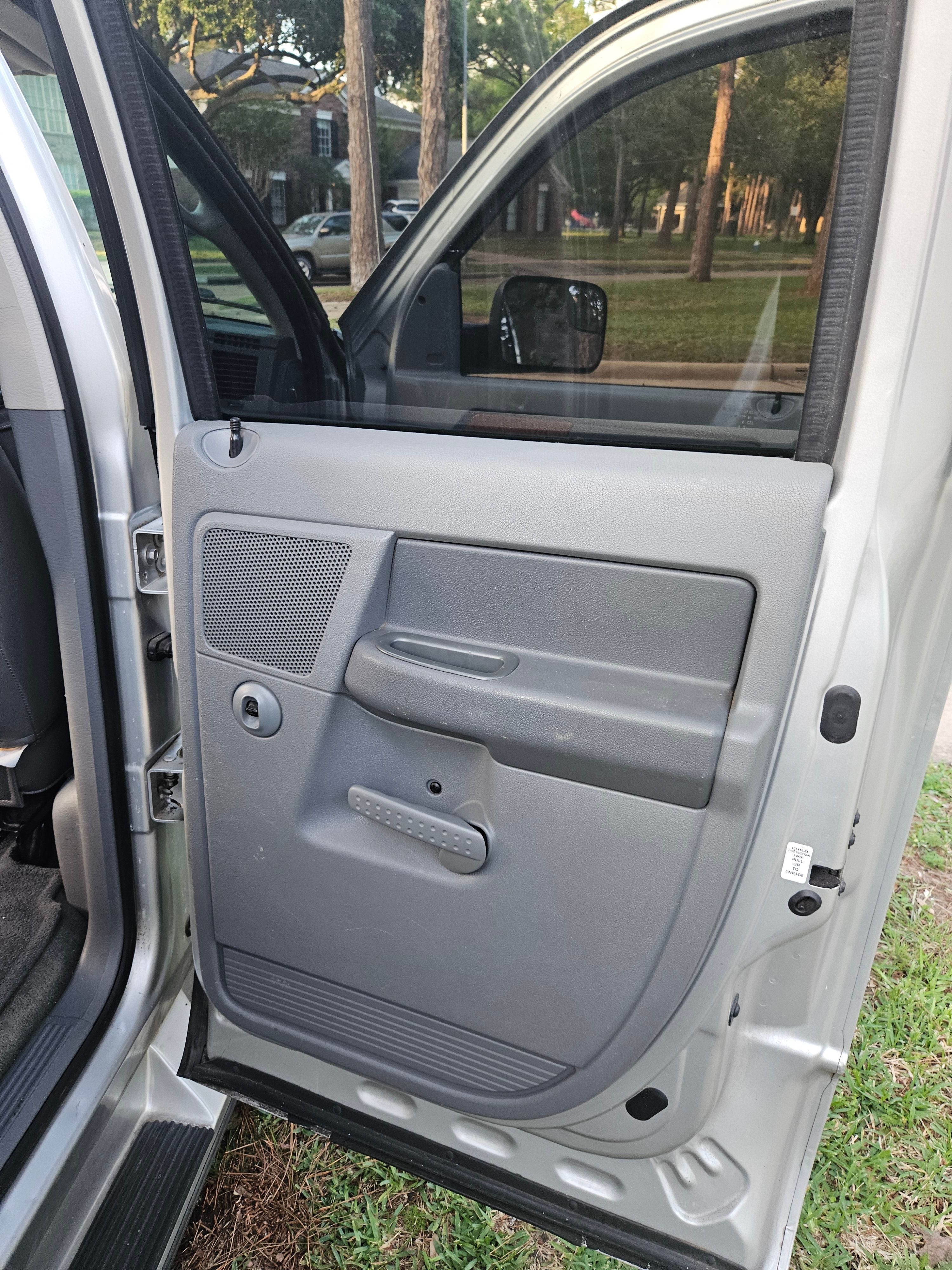 Used 2006 Dodge Ram 3500 Truck SLT RWD image 15