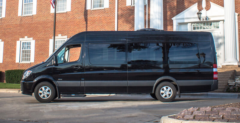 Used 2013 Mercedes-Benz Sprinter 2500 image 1