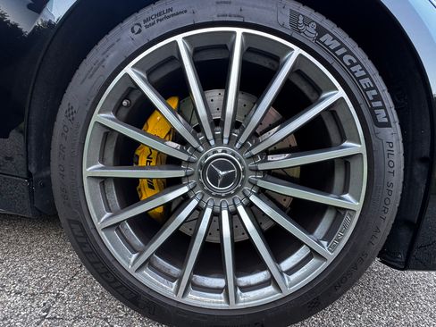 Used 2019 Mercedes-Benz AMG GT 63 image 26