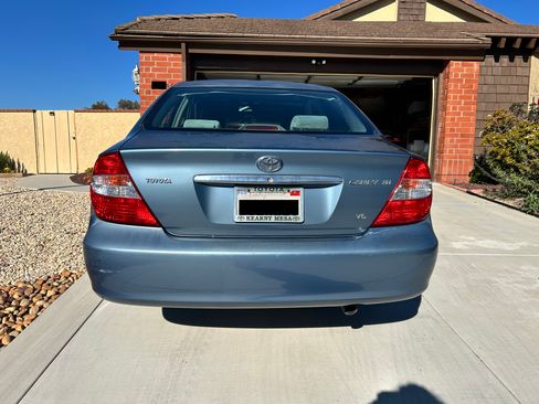 Used 2004 Toyota Camry XLE image 5