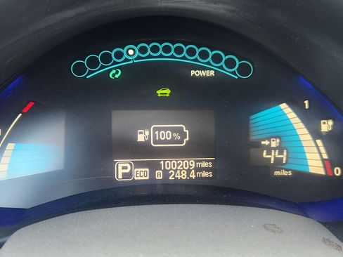 Used 2013 Nissan Leaf SV w/ LED & Quick Charge Pkg image 16