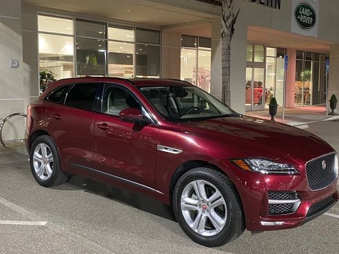 Used 2017 Jaguar F-PACE R-Sport AWD/4WD image 2