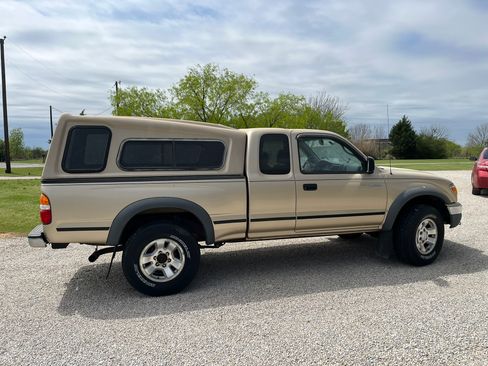 Used 2001 Toyota Tacoma 4x4 Xtracab V6 image 6