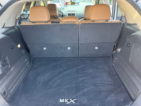 Used 2013 Lincoln MKX FWD image 13