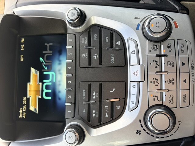 Used 2013 Chevrolet Equinox LT w/ Driver Convenience Package FWD image 9