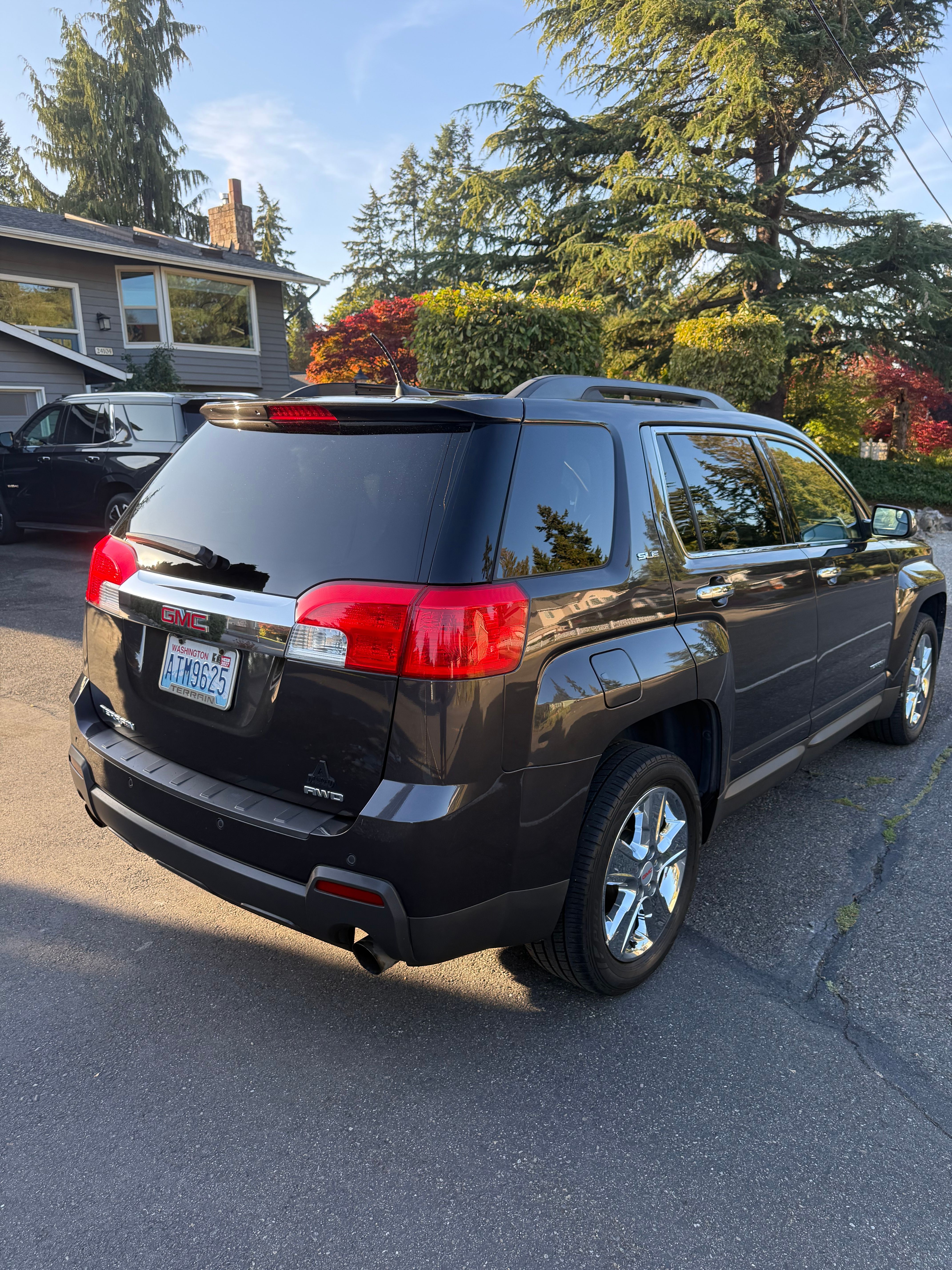 Used 2014 GMC Terrain SLE w/ Chrome Package AWD/4WD image 15