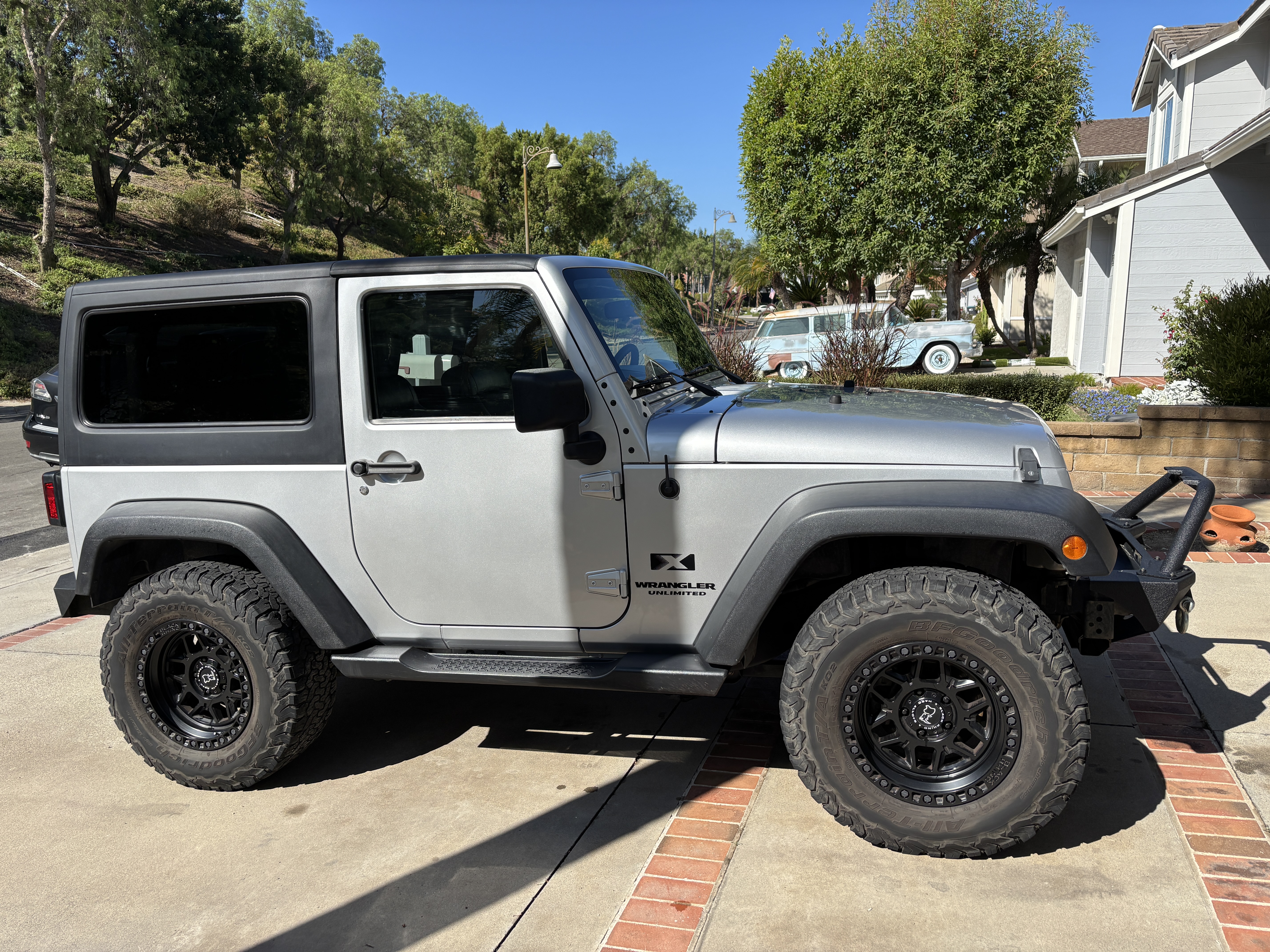 Used 2009 Jeep Wrangler X AWD/4WD image 8