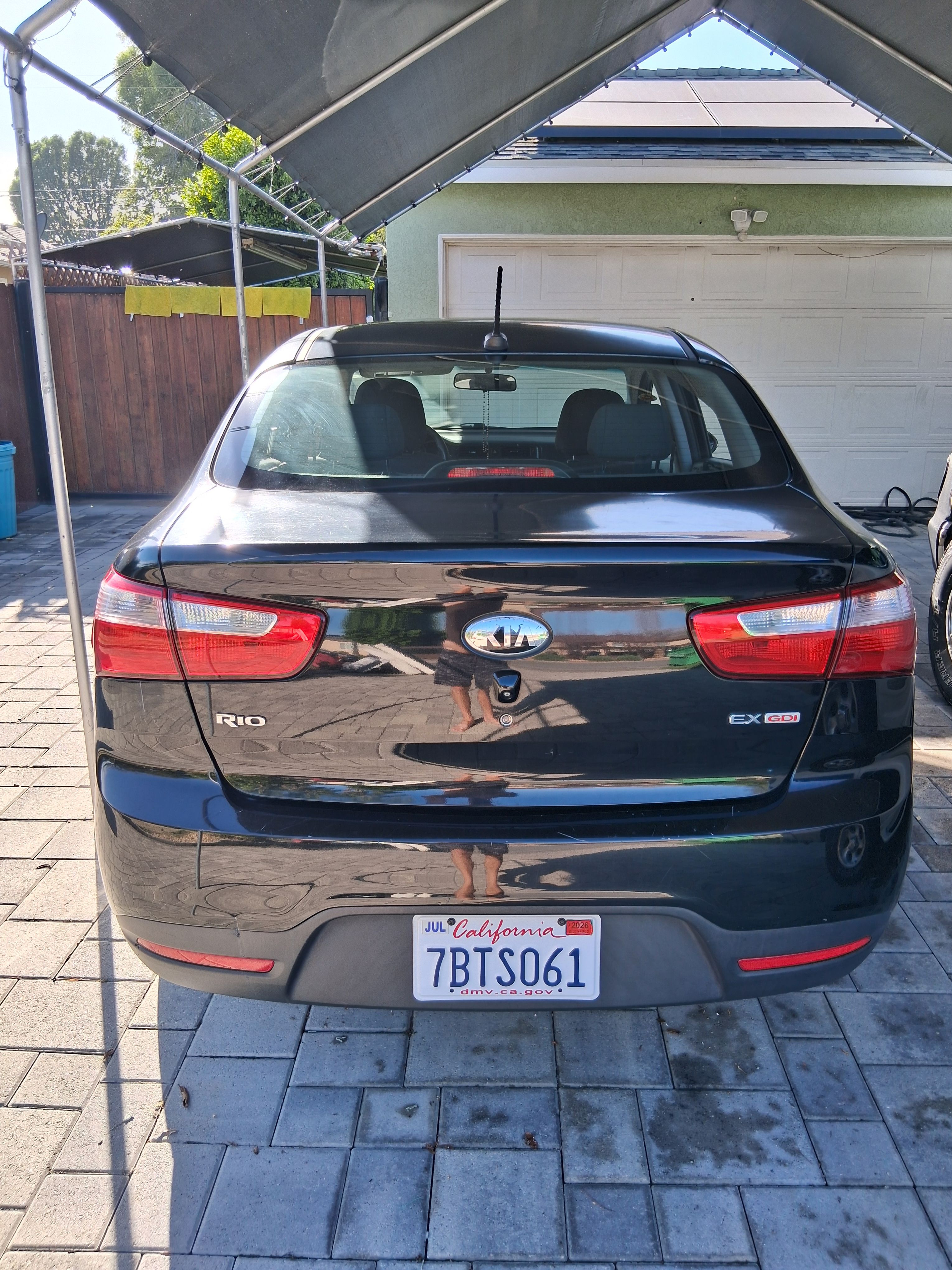 Used 2013 Kia Rio EX w/ Convenience Pkg FWD image 2