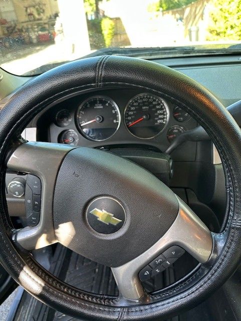 Used 2013 Chevrolet Silverado 1500 LTZ w/ LTZ Plus Package AWD/4WD image 14