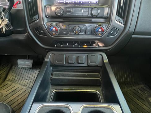 Used 2018 GMC Sierra 1500 SLT w/ All Terrain Package image 12