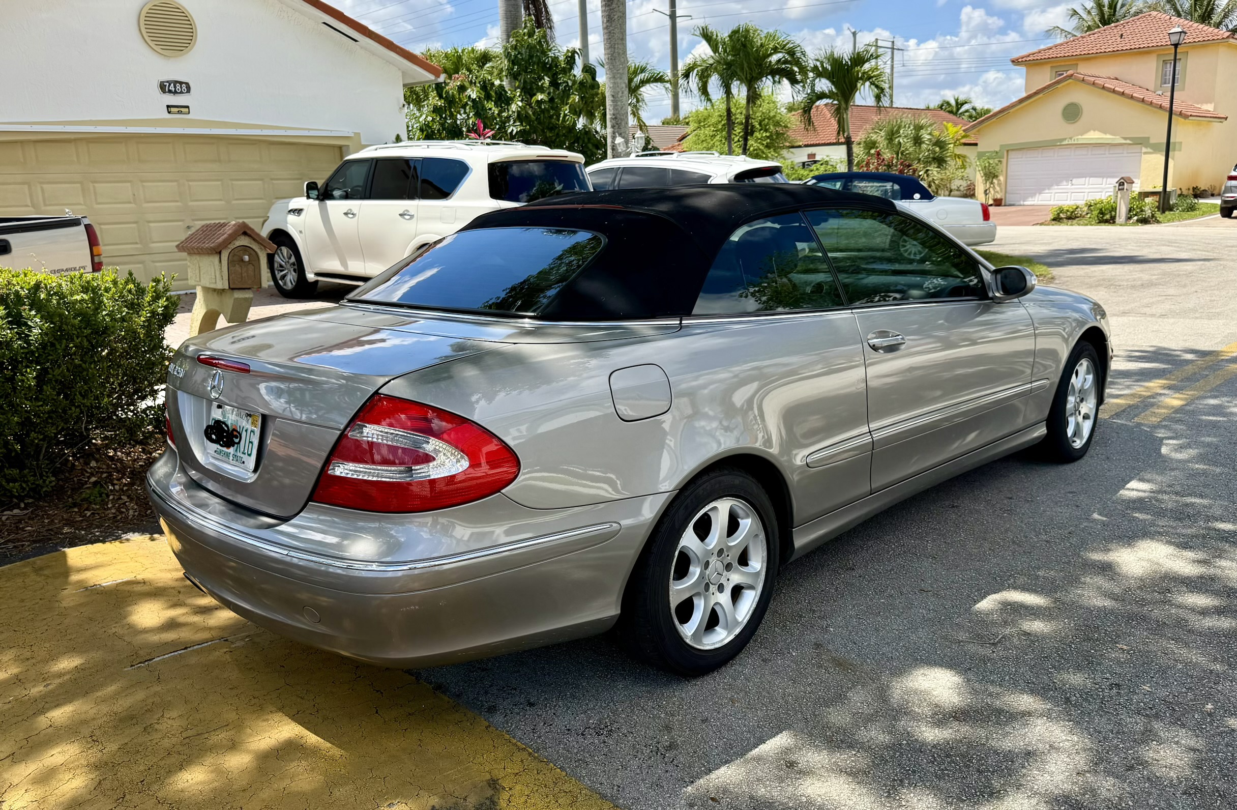 Used 2004 Mercedes-Benz CLK 320 Cabriolet image 9