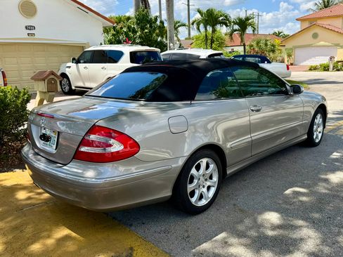 Used 2004 Mercedes-Benz CLK 320 Cabriolet image 9