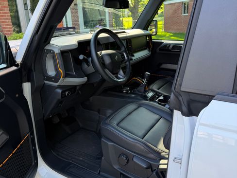 Used 2022 Ford Bronco Badlands AWD/4WD image 10