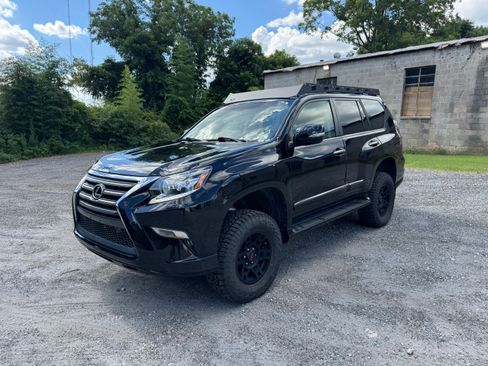 Used 2016 Lexus GX 460 image 1