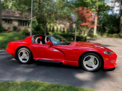 Used 1994 Dodge Viper RT/10 RWD image 1