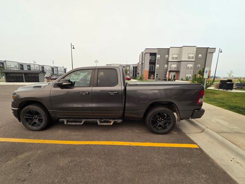 Used 2021 RAM 1500 Big Horn AWD/4WD image 5