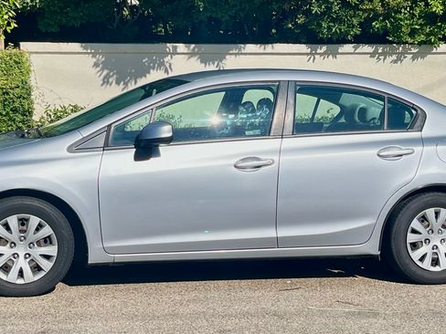 Used 2012 Honda Civic LX image 1