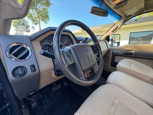 Used 2011 Ford F250 Lariat w/ Lariat Ultimate Pkg image 25