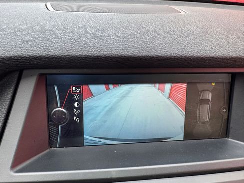 Used 2010 BMW X5 xDrive35d image 19