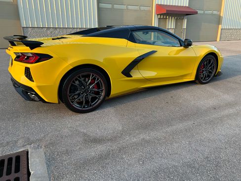 Used 2025 Chevrolet Corvette Stingray Premium Conv w/ Z51 Performance Package image 10