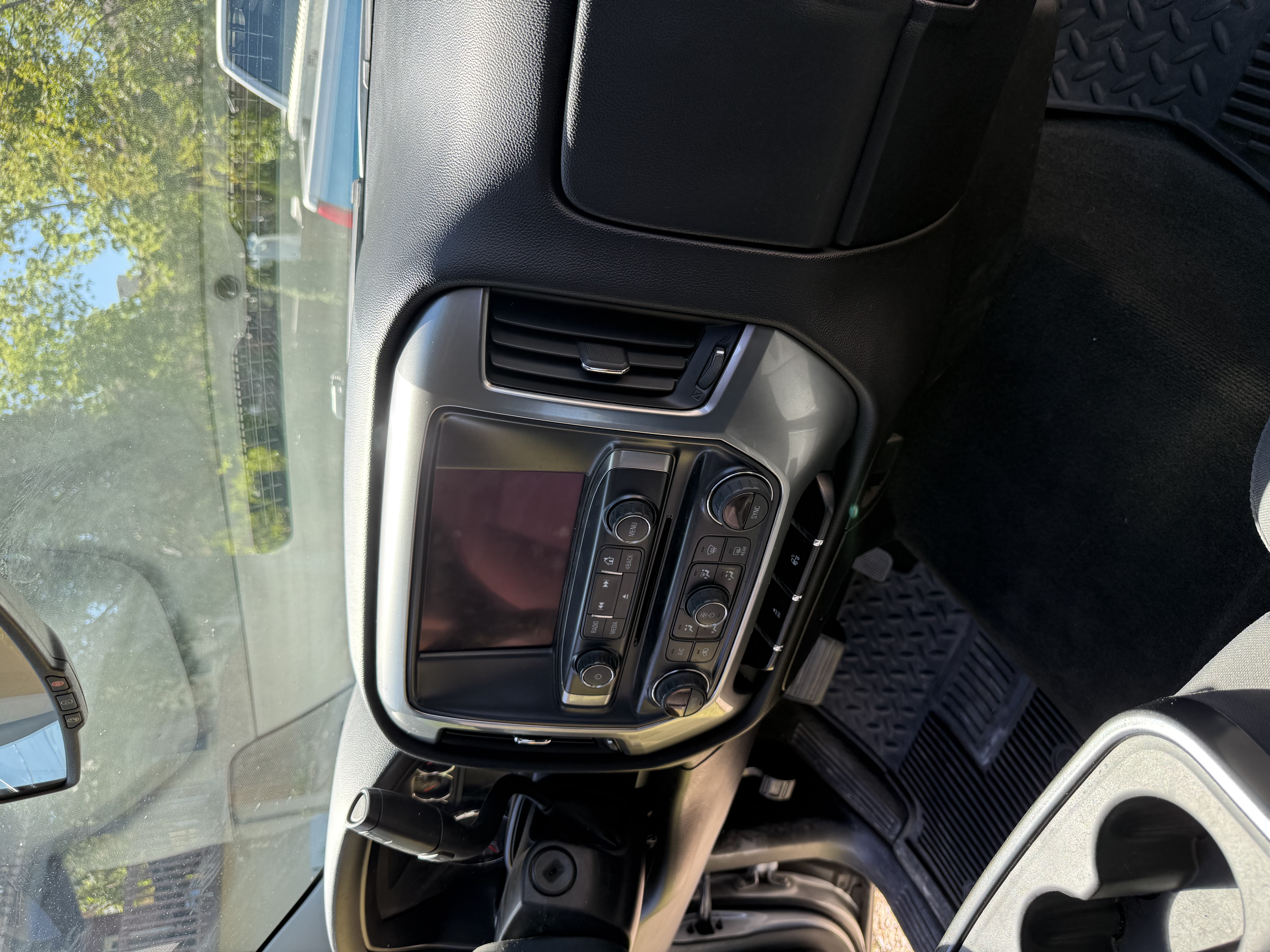 Used 2014 Chevrolet Silverado 1500 LT w/ LT Convenience Package AWD/4WD image 6