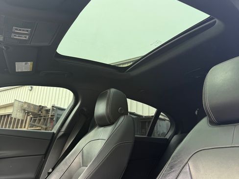 Used 2017 Jaguar XE R-Sport image 16