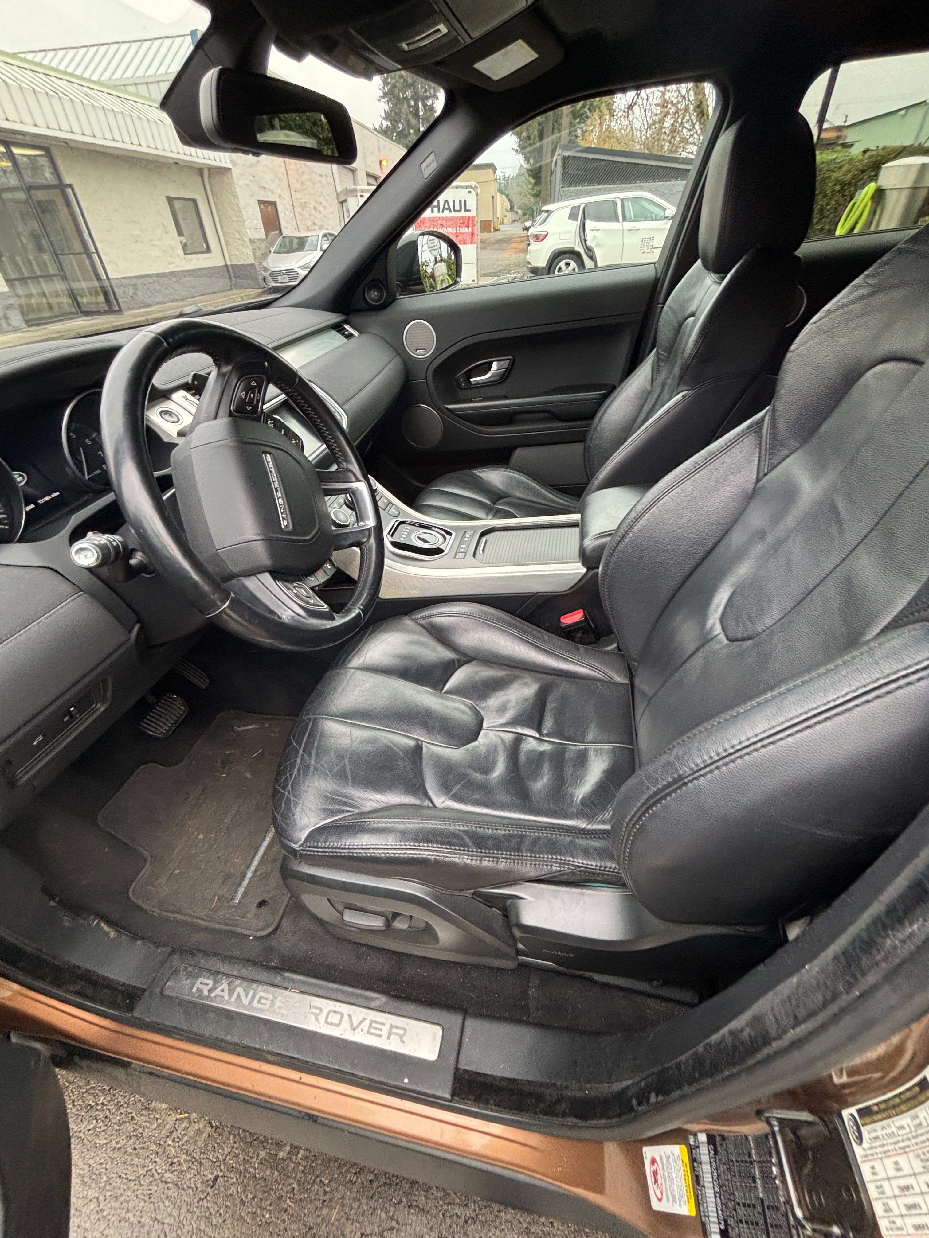 Used 2014 Land Rover Range Rover Evoque Pure Premium AWD/4WD image 6