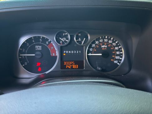 Used 2006 HUMMER H3 AWD/4WD image 4