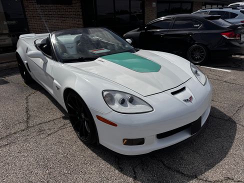 Used 2013 Chevrolet Corvette 427 w/ 1SC Preferred Equipment Group RWD image 1