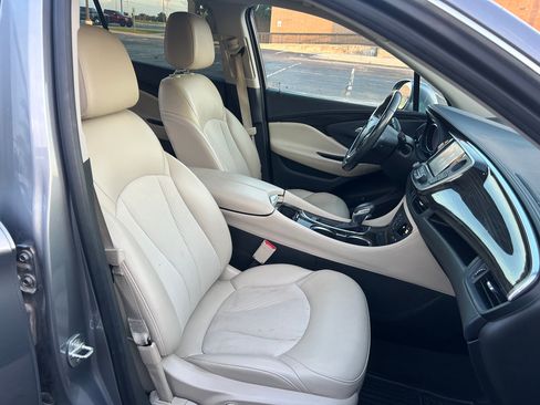 Used 2019 Buick Envision Preferred FWD image 16