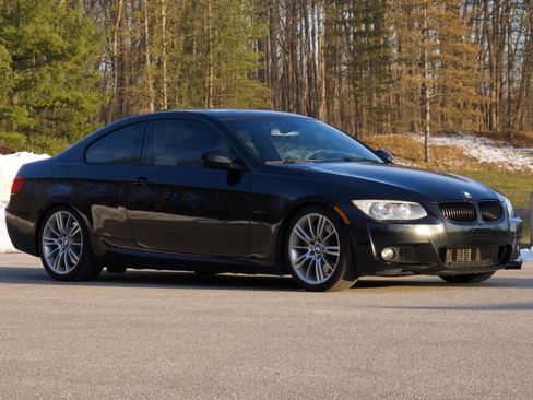 Used 2012 BMW 335i xDrive Coupe image 8