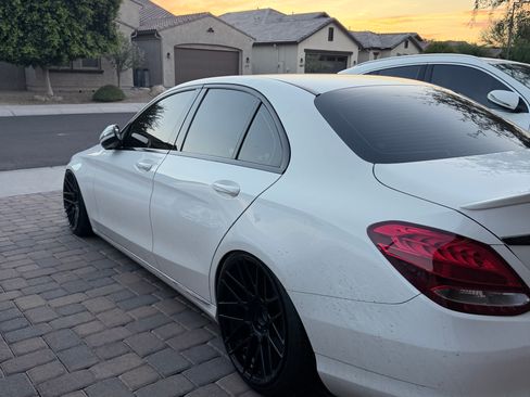 Used 2016 Mercedes-Benz C 300 Sedan image 2