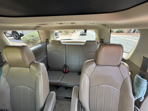 Used 2016 GMC Acadia Denali image 19