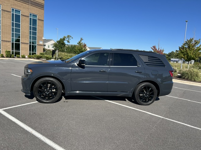 Used 2017 Dodge Durango R/T w/ Trailer Tow Group IV RWD image 1