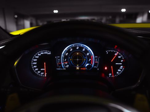 Used 2018 Chevrolet Corvette Z06 image 8