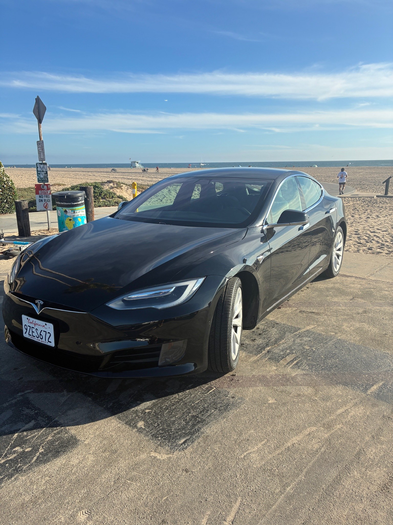 Used 2016 Tesla Model S 75 RWD image 2