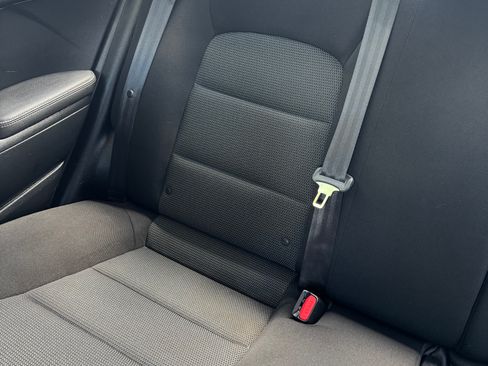 Used 2017 Kia Forte LX image 28